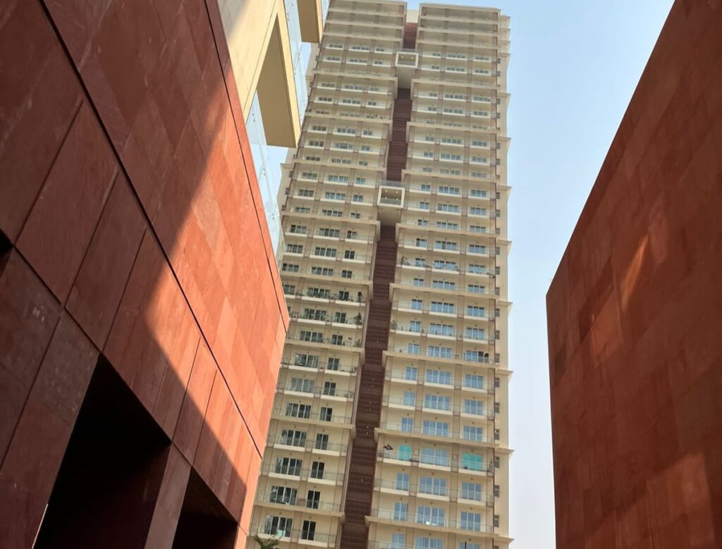 Conscient Hines Elevate